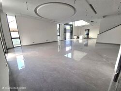 Canberra Drive (D27), Semi-Detached #477857571